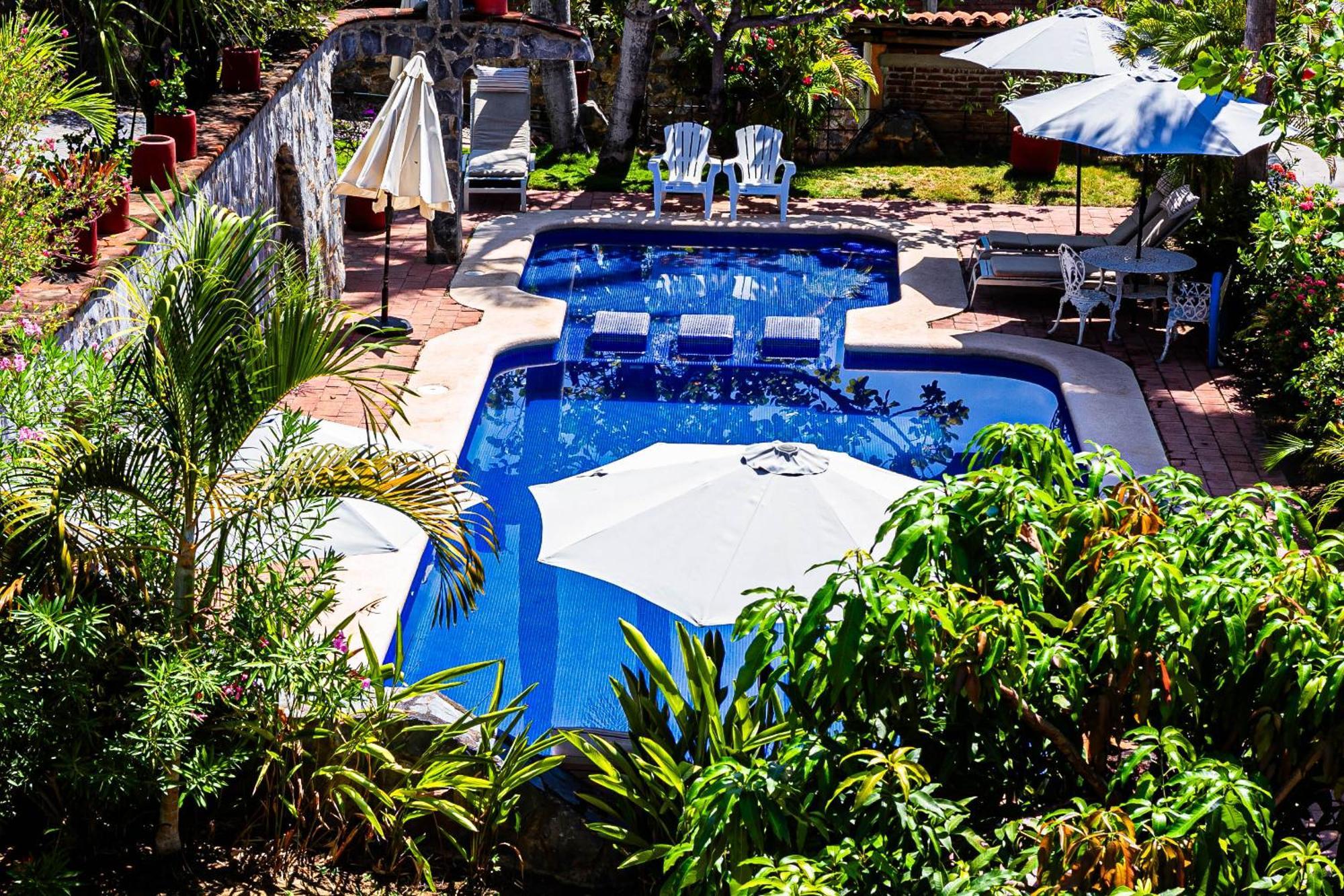 Hotel Villas Ema Zihuatanejo Extérieur photo