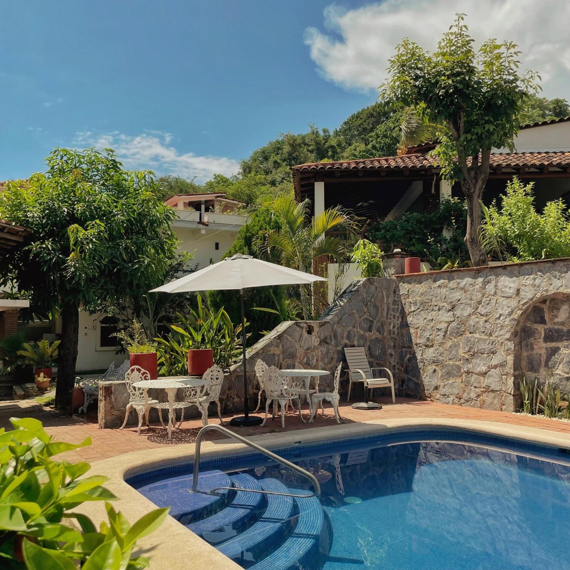 Hotel Villas Ema Zihuatanejo Extérieur photo
