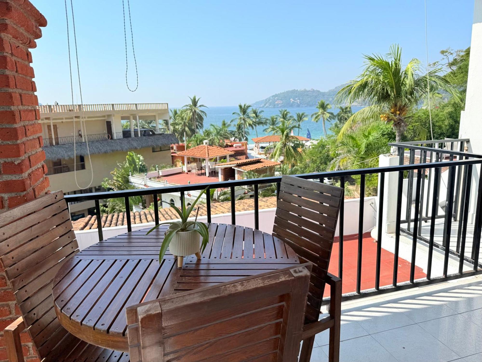 Hotel Villas Ema Zihuatanejo Extérieur photo